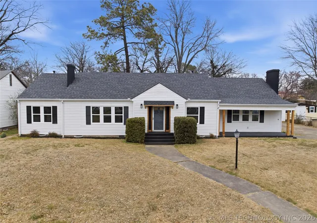 Photo 2 of Sale Pending at 2630 Columbus Ave, Muskogee, OK 74401 | MLS# 2629438 | Listing updated on 2026-08-20