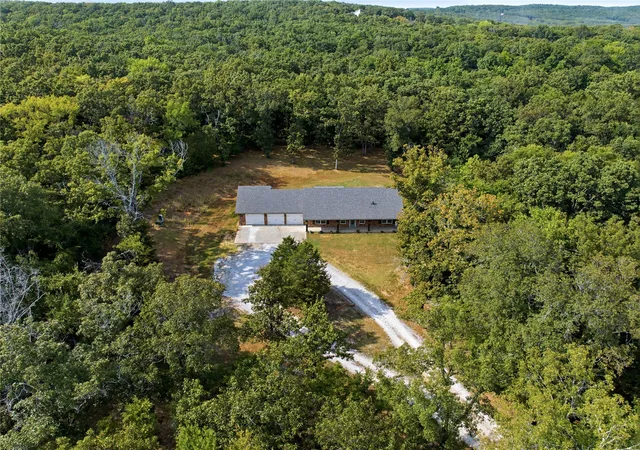 Photo 4 of Single family home for sale at 452833 E 1030 Road, Vian, OK 74962 | MLS# 2629446 | Listing updated on 2026-08-20