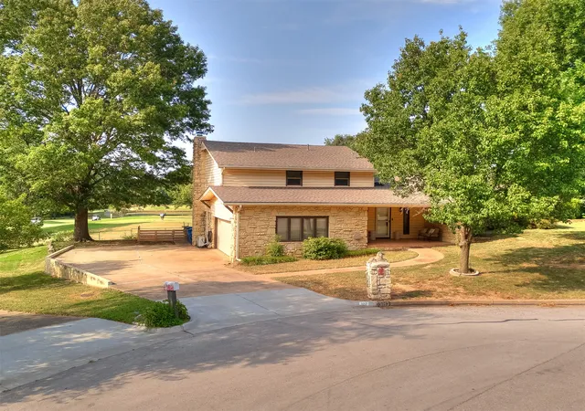 Photo 2 of Single family home for sale at 3213 W 69th Court, Tulsa, OK 74132 | MLS# 2629341 | Listing updated on 2026-08-20
