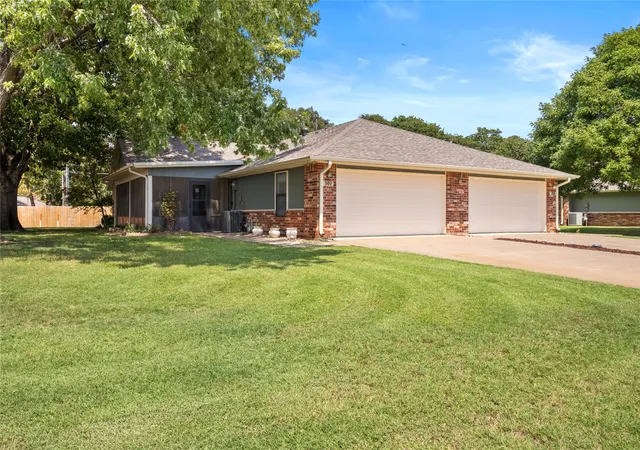Photo 1 of Condo for sale at 114679 S 4172 Circle #149, Eufaula, OK 74432 | MLS# 2629323 | Listing updated on 2026-08-20