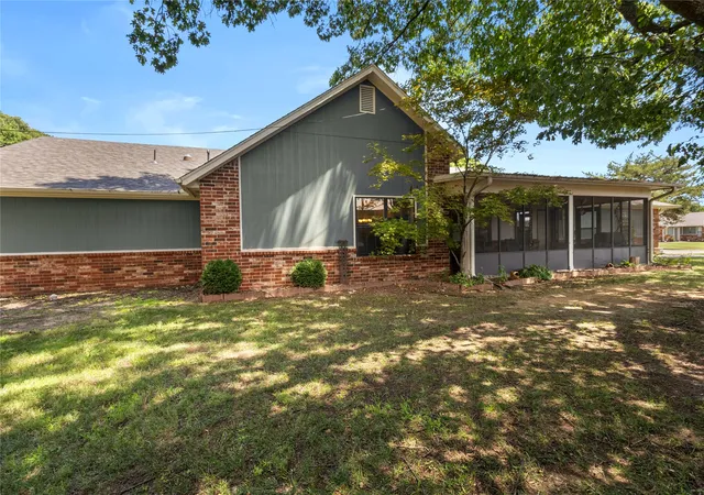 Photo 2 of Condo for sale at 114679 S 4172 Circle #149, Eufaula, OK 74432 | MLS# 2629323 | Listing updated on 2026-08-20