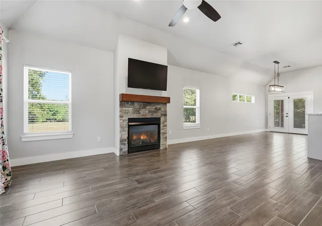 Photo 3 of Single family home for sale at 101 Woodview Ln, Sapulpa, OK 74066 | MLS# 2629512 | Listing updated on 2026-08-20