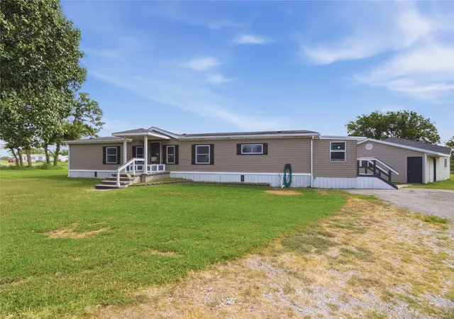 Photo 1 of Sale Pending at 7018 E Countryside Ln, Mounds, OK 74047 | MLS# 2629554 | Listing updated on 2026-08-20