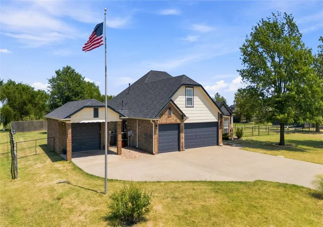 Photo 2 of Sale Pending at 5501 E 144th Street N, Collinsville, OK 74021 | MLS# 2629522 | Listing updated on 2026-08-20