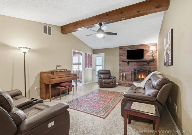 Photo 4 of Single family home for sale at 583 Gibson Pl, Mannford, OK 74044 | MLS# 2629610 | Listing updated on 2026-09-26