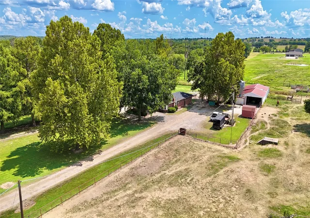 Photo 3 of Single family home for sale at 116 J St, Stigler, OK 74462 | MLS# 2625311 | Listing updated on 2026-08-20