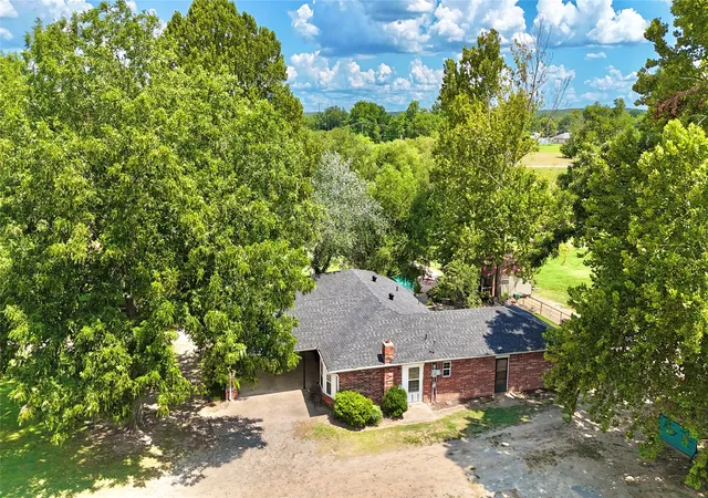 Photo 4 of Single family home for sale at 116 J St, Stigler, OK 74462 | MLS# 2625311 | Listing updated on 2026-08-20