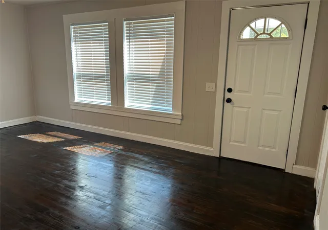 Photo 2 of Single family home for sale at 1008 1st Avenue, Warner, OK 74469 | MLS# 2627062 | Listing updated on 2026-08-20