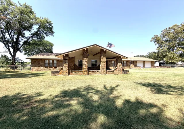 Photo 1 of Single family home for sale at 23235 Highway 52, Henryetta, OK 74437 | MLS# 2629632 | Listing updated on 2026-08-20