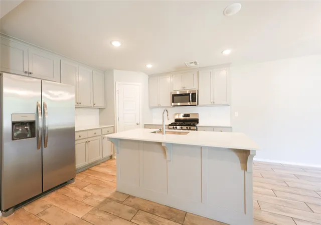 Photo 4 of Single family home for sale at 1916 E Tucson Pl, Broken Arrow, OK 74011 | MLS# 2629480 | Listing updated on 2026-08-20