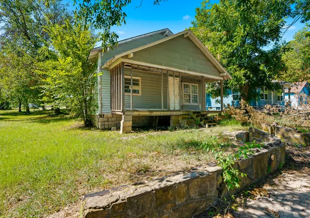 Photo 1 of Single family home for sale at 315 East 15th, Ada, OK 74820 | MLS# 2629647 | Listing updated on 2026-08-20