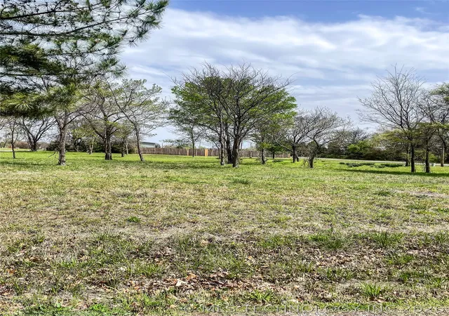 Photo 1 of Land for sale at 4 Choctaw Dr, Eufaula, OK 74432 | MLS# 2629670 | Listing updated on 2026-08-20