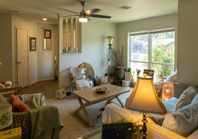 Photo 4 of Single family home for sale at 706 Violet St, Kingston, OK 73439 | MLS# 2629470 | Listing updated on 2026-08-20