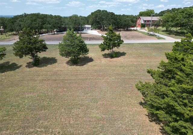 Photo 2 of Land for sale at 624 Country Clb Rd, Ardmore, OK 73401 | MLS# 2629676 | Listing updated on 2026-08-20