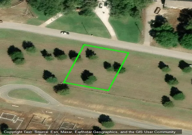 Photo 4 of Land for sale at 624 Country Clb Rd, Ardmore, OK 73401 | MLS# 2629676 | Listing updated on 2026-08-20