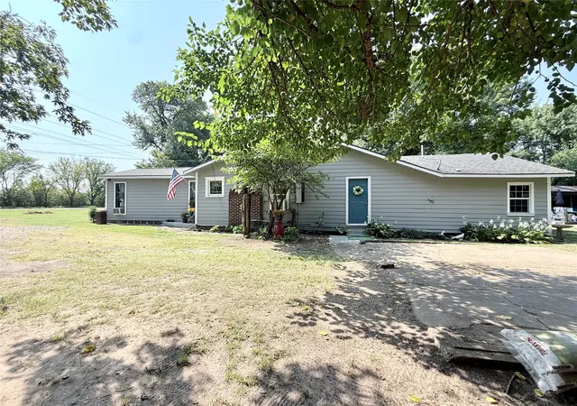 Photo 4 of Single family home for sale at 2215 S 24th West, Muskogee, OK 74401 | MLS# 2629618 | Listing updated on 2026-08-28