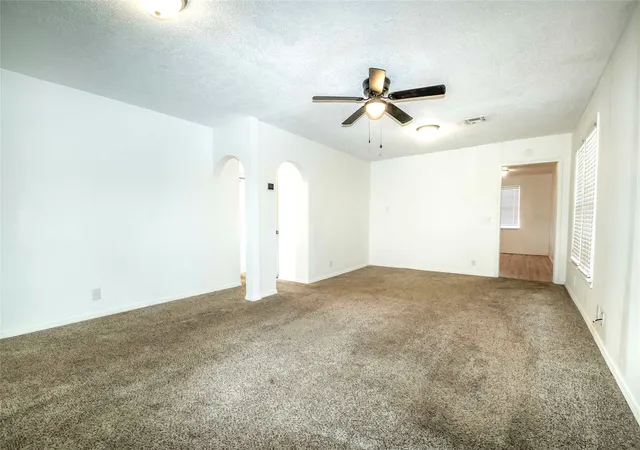 Photo 3 of Single family home for sale at 313 W Moses St, Cushing, OK 74023 | MLS# 2629539 | Listing updated on 2026-10-01