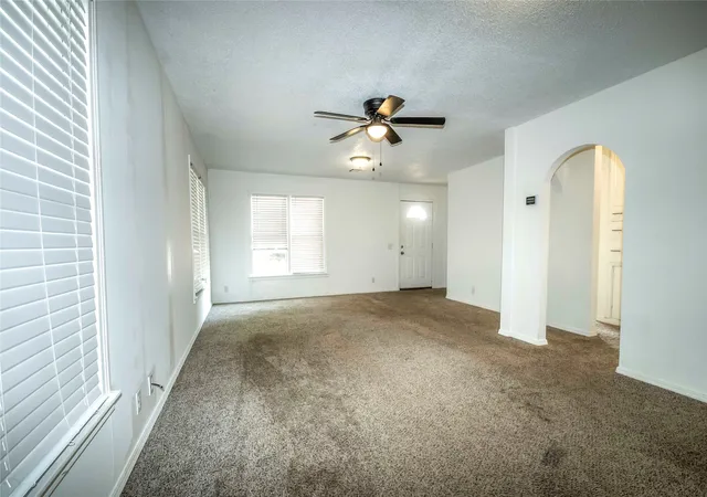 Photo 4 of Single family home for sale at 313 W Moses St, Cushing, OK 74023 | MLS# 2629539 | Listing updated on 2026-10-01