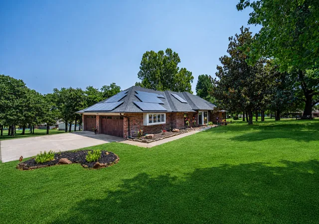 Photo 1 of Sale Pending at 8008 Forest, Oklahoma City, OK 73150 | MLS# 2629669 | Listing updated on 2026-08-28