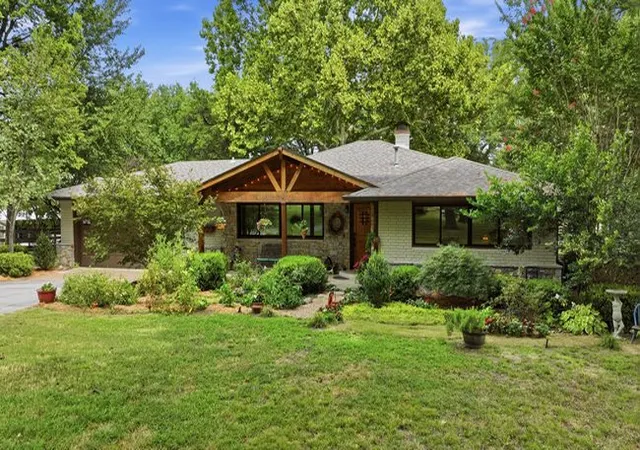 Photo 3 of Single family home for sale at 16003 S Lewis Ave, Bixby, OK 74008 | MLS# 2629532 | Listing updated on 2026-08-24