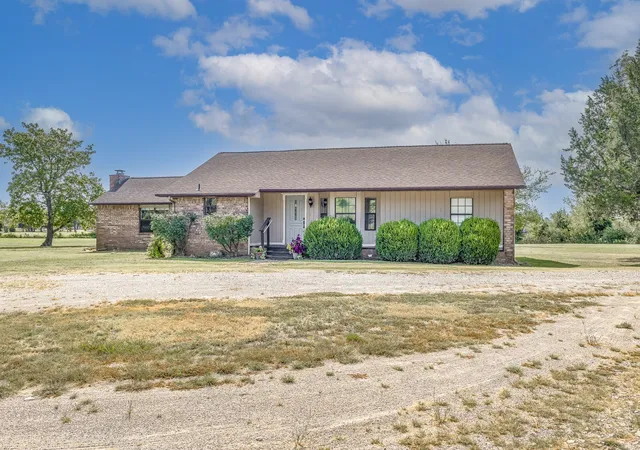 Photo 1 of Single family home for sale at 10807 N 177th Eastavenue, Owasso, OK 74055 | MLS# 2629716 | Listing updated on 2026-08-26