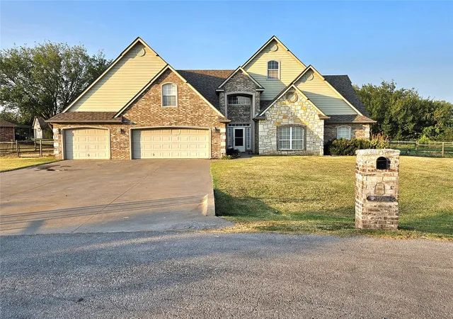 Photo 1 of Sale Pending at 11951 N 168th Eastplace, Collinsville, OK 74021 | MLS# 2629611 | Listing updated on 2026-08-24
