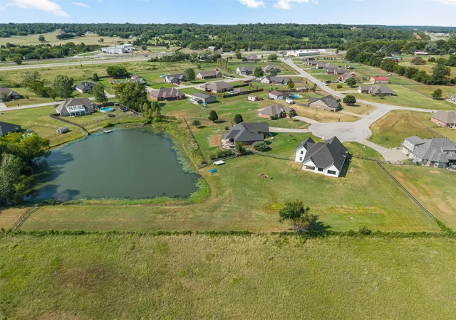Photo 2 of Sale Pending at 17233 Eagle Ct, Claremore, OK 74017 | MLS# 2629322 | Listing updated on 2026-08-20