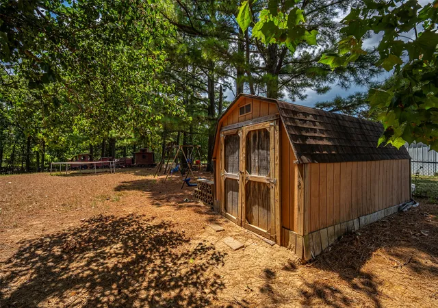 Photo 4 of Single family home for sale at 14339 County Rd 3587, Ada, OK 74820 | MLS# 2629757 | Listing updated on 2026-08-20