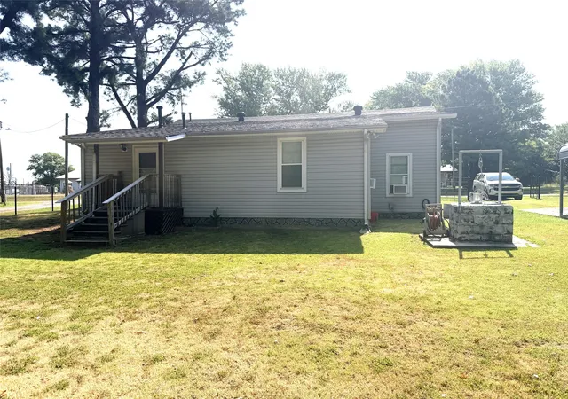 Photo 2 of Single family home for sale at 23355 Flax Ave, Schulter, OK 74460 | MLS# 2629771 | Listing updated on 2026-08-20