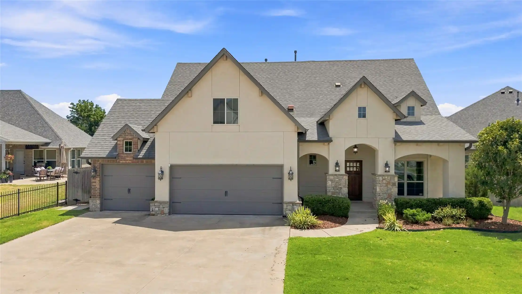 Single family home for sale at 222 W 128th Place S, Jenks, OK 74037 | MLS# 2629733