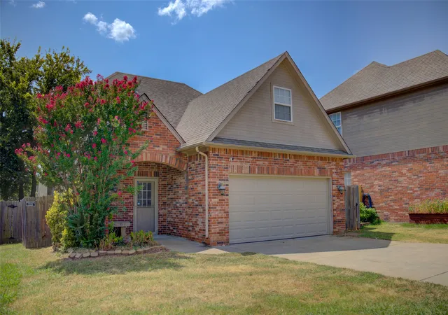 Photo 1 of Single family home for sale at 11206 S Birch St, Jenks, OK 74037 | MLS# 2629837 | Listing updated on 2026-09-21