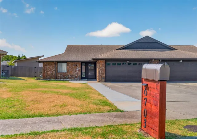 Photo 1 of Sale Pending at 6703 Abbey Rd, Bartlesville, OK 74006 | MLS# 2629526 | Listing updated on 2026-08-25