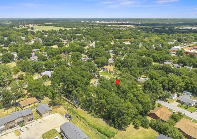 38th image of 1415 Holt St, Ardmore, OK 73401 | MLS# 2629867