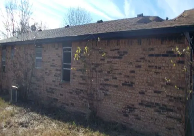 Photo 2 of Single family home for sale at 123 Chukker Dr, Pryor, OK 74361 | MLS# 2629903 | Listing updated on 2026-09-23
