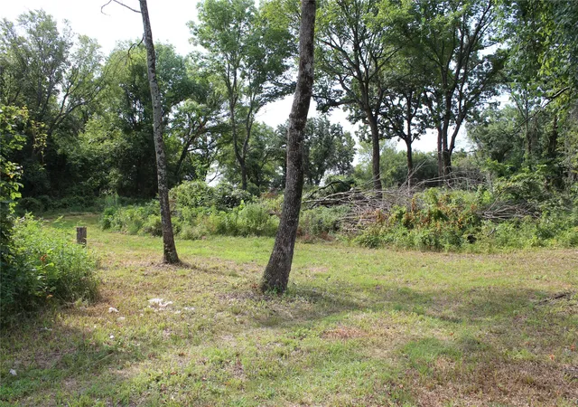 Photo 4 of Land for sale at 422806 East 1150, Eufaula, OK 74432 | MLS# 2629796 | Listing updated on 2026-08-20