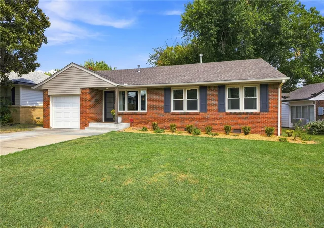 Photo 1 of Sale Pending at 2429 S Marion Ave, Tulsa, OK 74114 | MLS# 2629942 | Listing updated on 2026-08-20