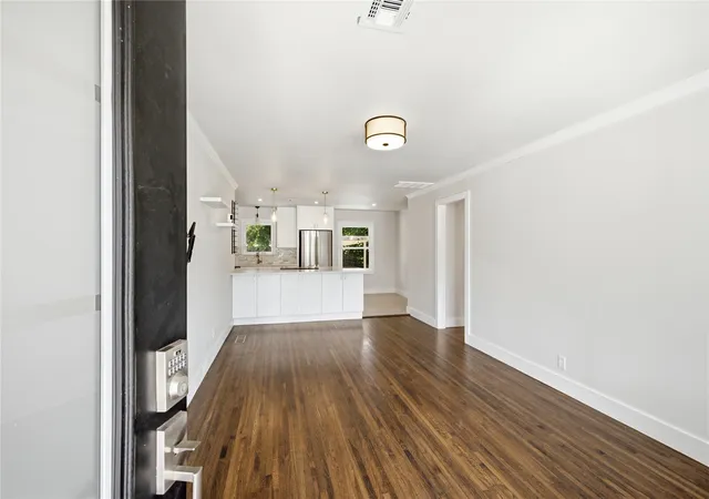 Photo 2 of Sale Pending at 2429 S Marion Ave, Tulsa, OK 74114 | MLS# 2629942 | Listing updated on 2026-08-20
