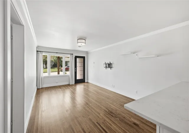 Photo 3 of Sale Pending at 2429 S Marion Ave, Tulsa, OK 74114 | MLS# 2629942 | Listing updated on 2026-08-20