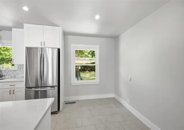 Photo 4 of Sale Pending at 2429 S Marion Ave, Tulsa, OK 74114 | MLS# 2629942 | Listing updated on 2026-08-20