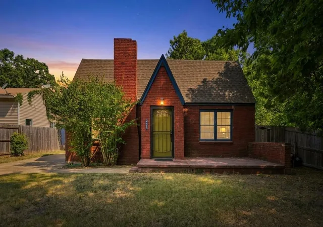Photo 1 of Single family home for sale at 233 E Young Pl, Tulsa, OK 74106 | MLS# 2629939 | Listing updated on 2026-08-26