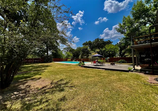 Photo 3 of Single family home for sale at 110 Parkway Plz, Madill, OK 73446 | MLS# 2629183 | Listing updated on 2026-08-20