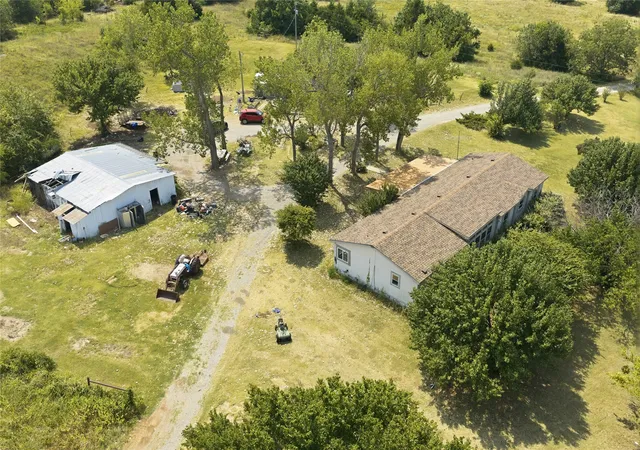 Photo 4 of Manufactured home for sale at 22923 N County Rd 3280, Wynnewood, OK 73098 | MLS# 2629781 | Listing updated on 2026-09-01