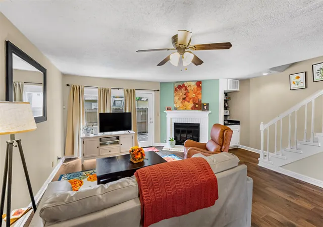 Photo 4 of Sale Pending at 6247 S Yorktown Ave #2, Tulsa, OK 74136 | MLS# 2629973 | Listing updated on 2026-08-28