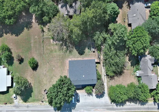 Listing Photo 4 - Condo for sale in building located at 608 Beshears, Calera, OK 74730