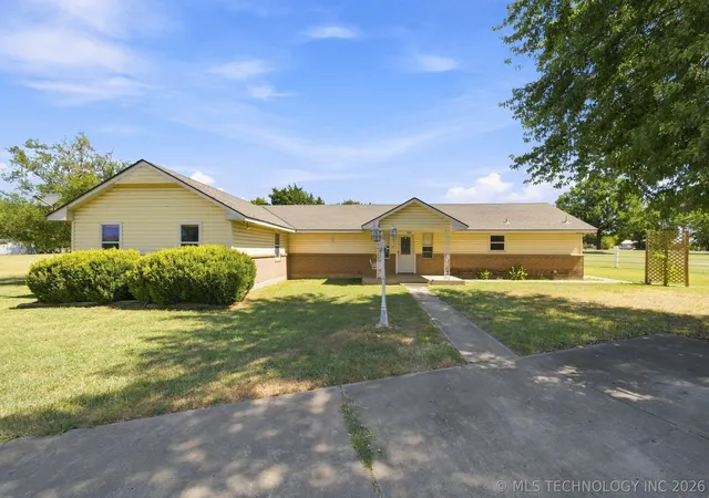 Photo 3 of Single family home for sale at 395870 W 3010 Drive, Ochelata, OK 74051 | MLS# 2629850 | Listing updated on 2026-09-21