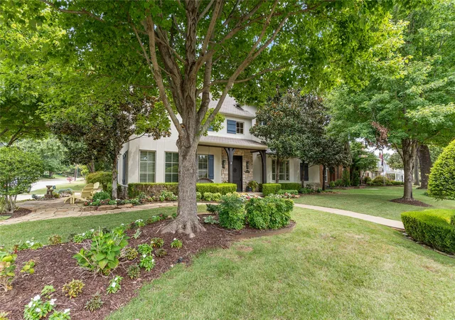 Photo 2 of Single family home for sale at 2501 S Cincinnati Ave, Tulsa, OK 74114 | MLS# 2629524 | Listing updated on 2026-09-21