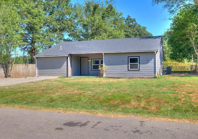 Photo 3 of Sale Pending at 5208 Denison, Muskogee, OK 74401 | MLS# 2630069 | Listing updated on 2026-08-20
