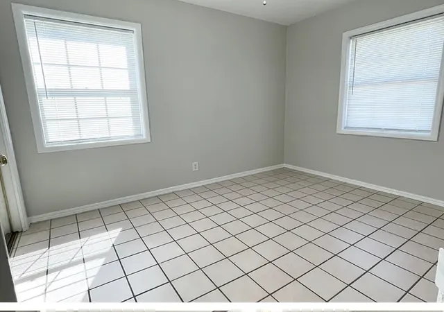 Listing Photo 4 - Condo for sale in building located at 315 SE Avondale Ave, Bartlesville, OK 74006