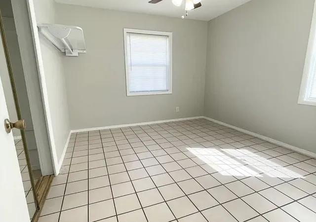 Listing Photo 2 - Condo for sale in building located at 315 SE Avondale Ave, Bartlesville, OK 74006 - Unit #