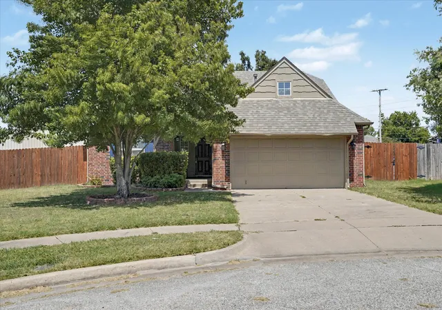 Photo 2 of Single family home for sale at 3630 E Berkeley St, Broken Arrow, OK 74014 | MLS# 2629978 | Listing updated on 2026-08-20
